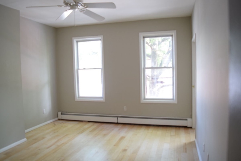 496 President Street - Photo 1