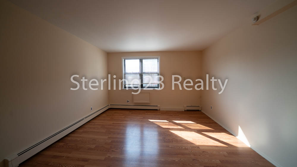 23-12 29th Street - Photo 3