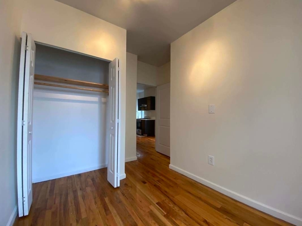 540 East 5th Street - Photo 3