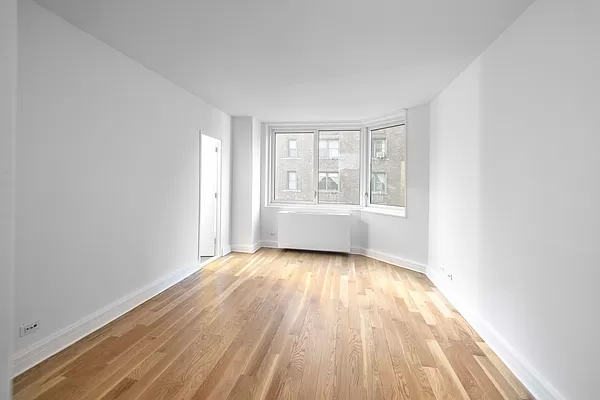 424 West End Avenue - Photo 3