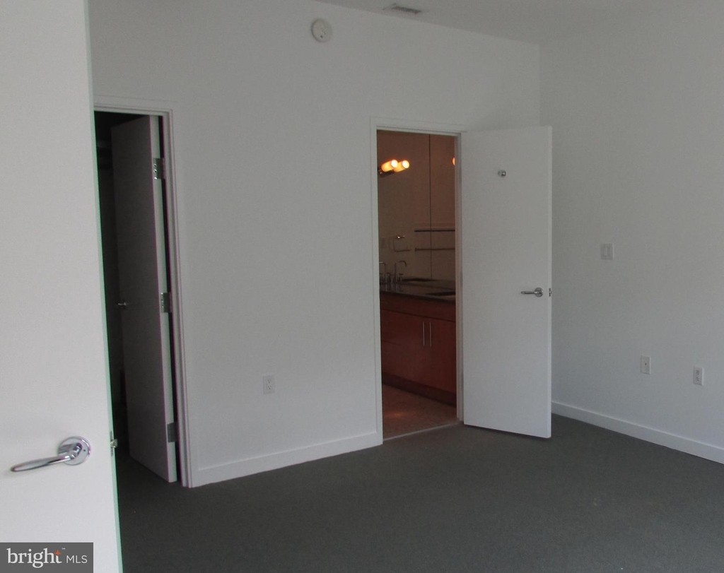 1247 Wisconsin Ave Ave E #305 - Photo 20