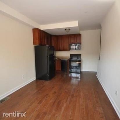 1802 Willington Street - Photo 1