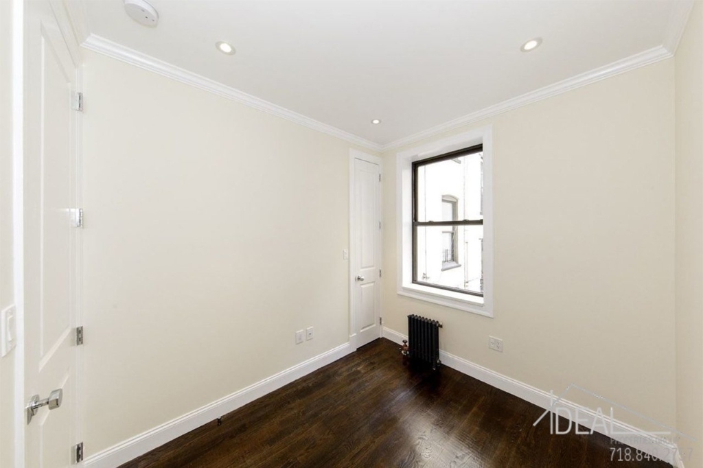 362 11th Street - Photo 2