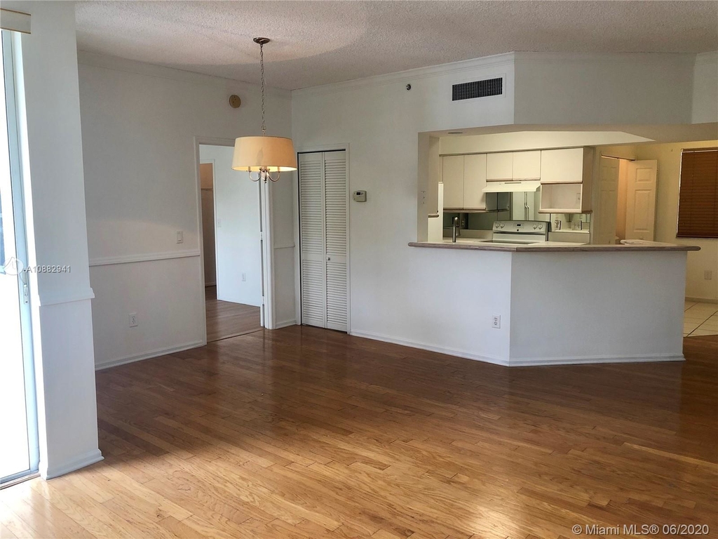 3165 Ne 184th St Apt - Photo 11