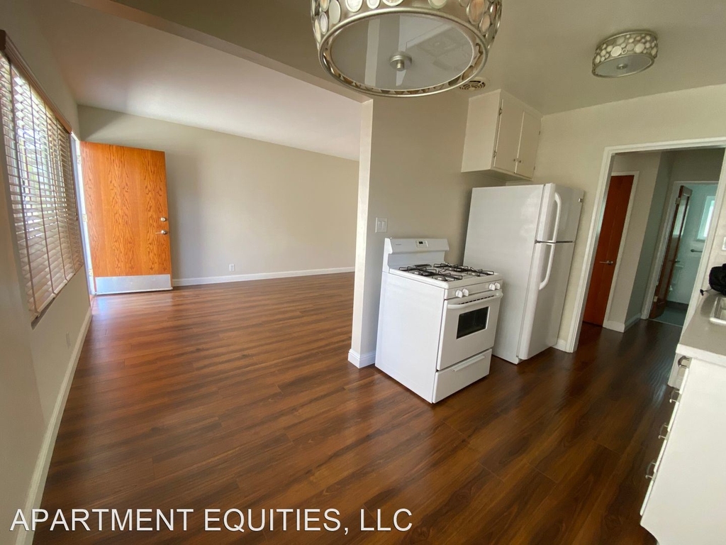 930 Everett Street - Photo 15