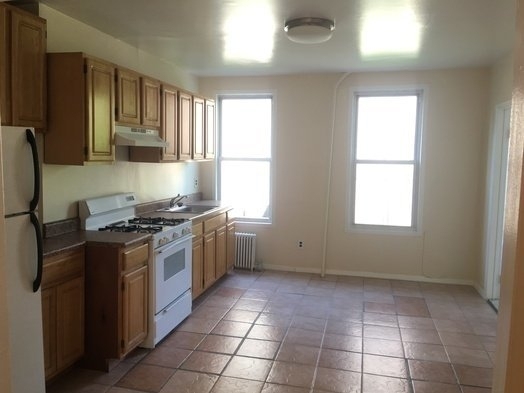 435 East 118th Street - Photo 7