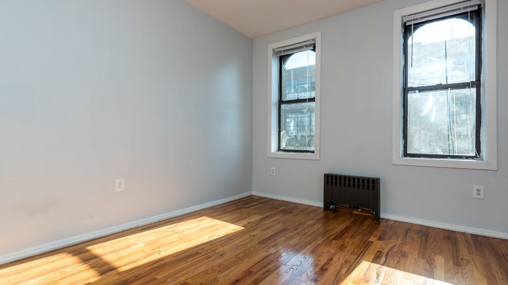 93 Knickerbocker Avenue - Photo 3