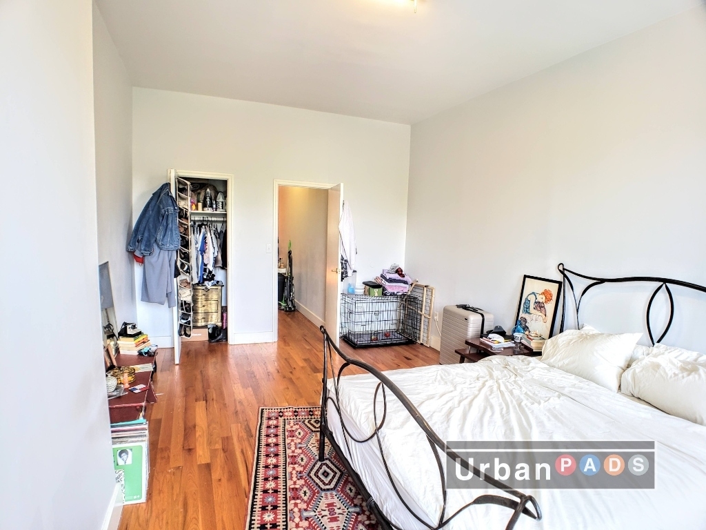 828 Halsey Street - Photo 1