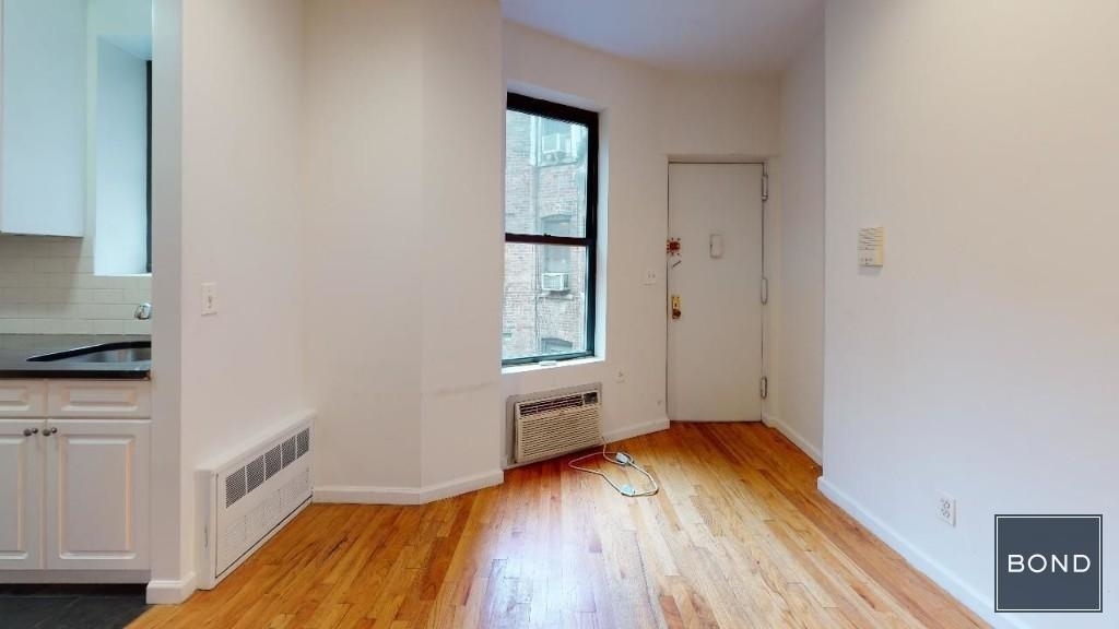 417 East 65 Street - Photo 5