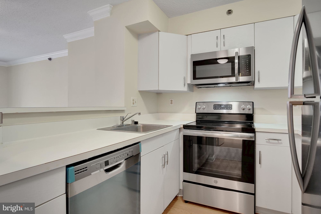 1230 23rd Street Nw - Photo 13