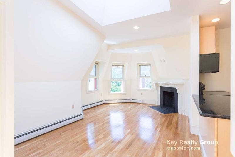 195 Commonwealth Ave. - Photo 6