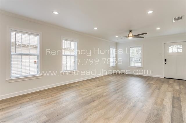 2411 N Prairie Avenue - Photo 1