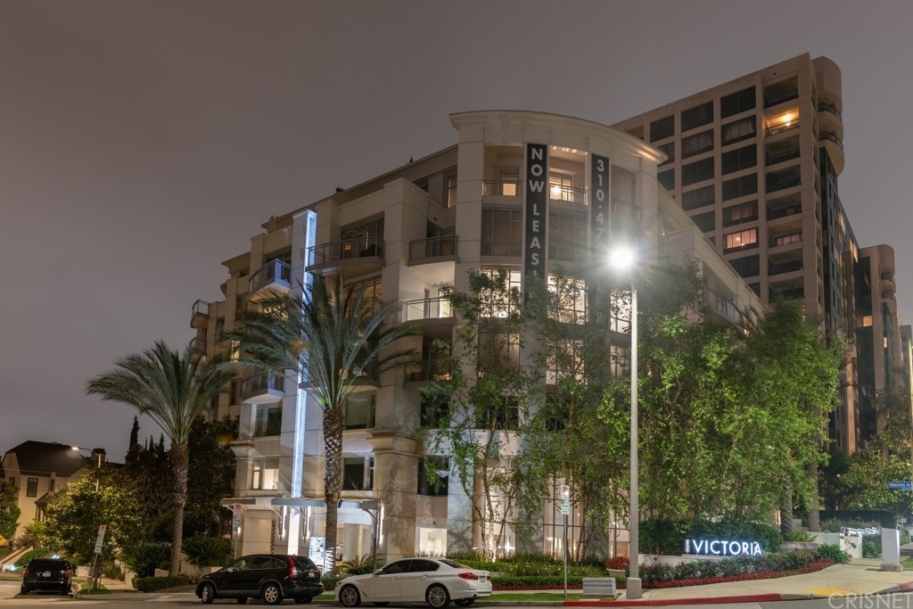 10700 Wilshire Boulevard - Photo 39