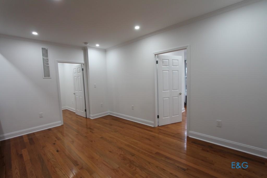 571 W  175th Street - Photo 3