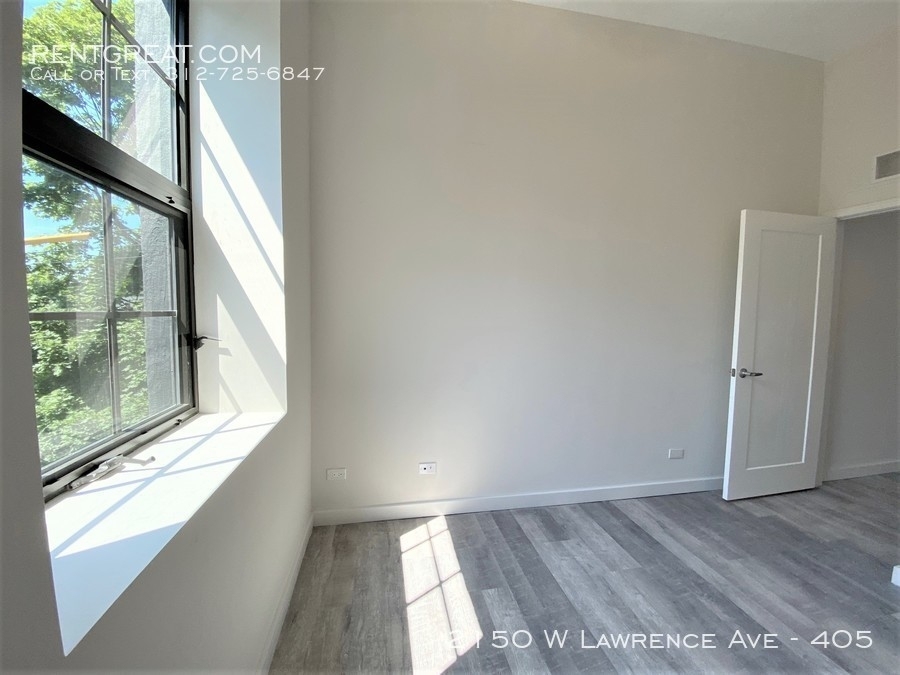 2150 W Lawrence Ave - Photo 5