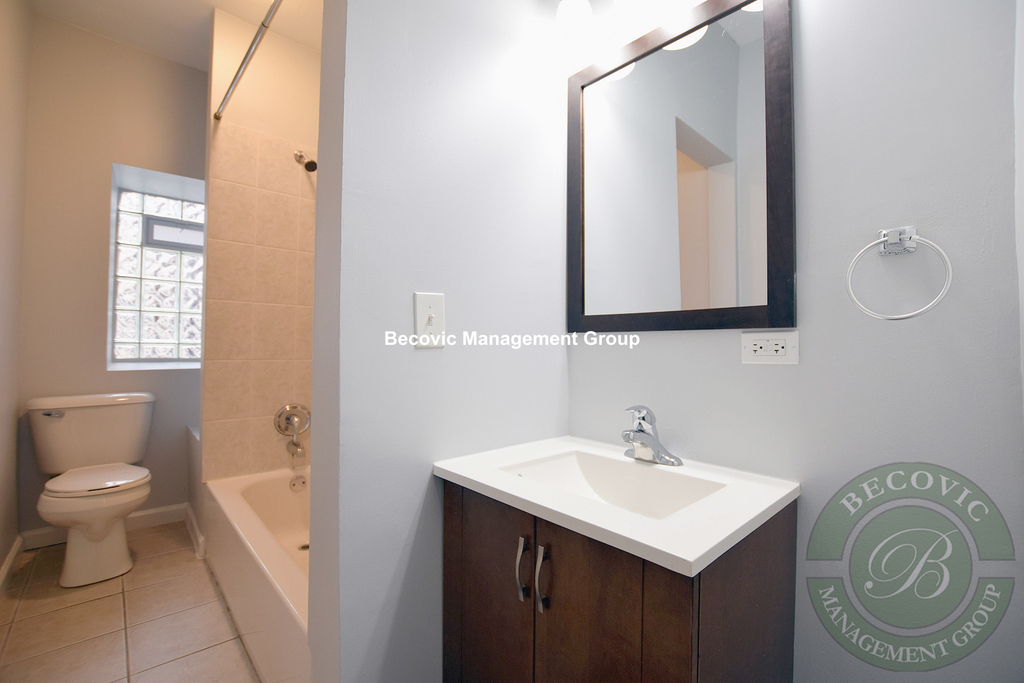 4555 North Malden St. - Photo 7