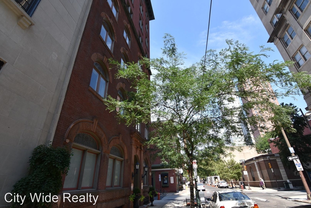 1530 Spruce Street - Photo 4