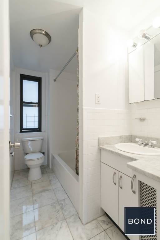 137 East 38th Street - Photo 8