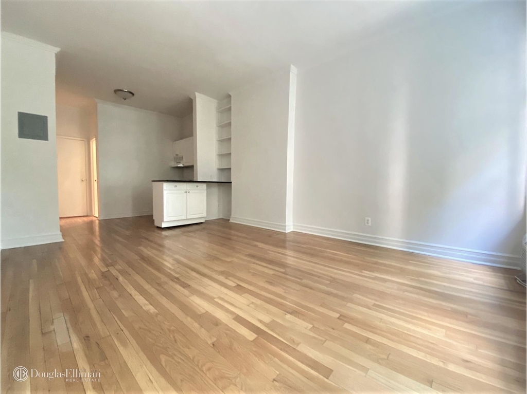 48 East End Avenue - Photo 2