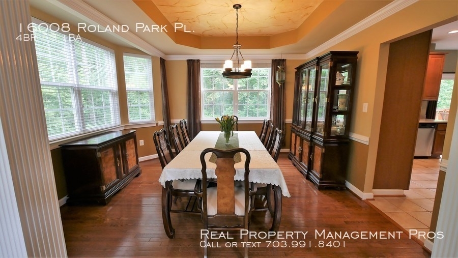 16008 Roland Park Pl. - Photo 2