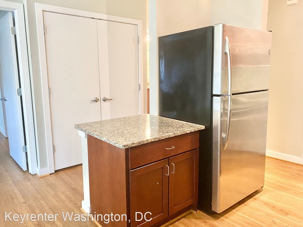 1414 Belmont St, Nw Apt 208 - Photo 31