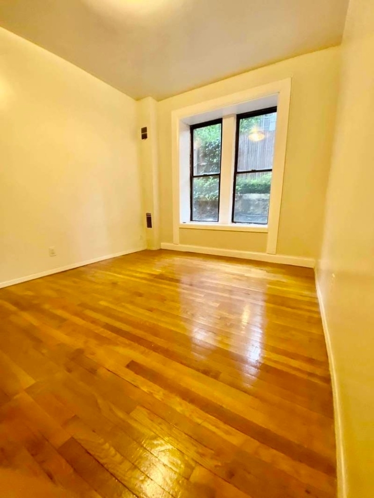 345 East 83rd Street - Photo 1