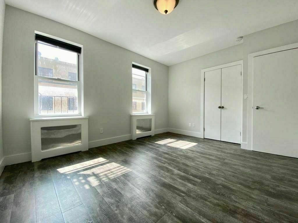 560 Lefferts Avenue - Photo 8