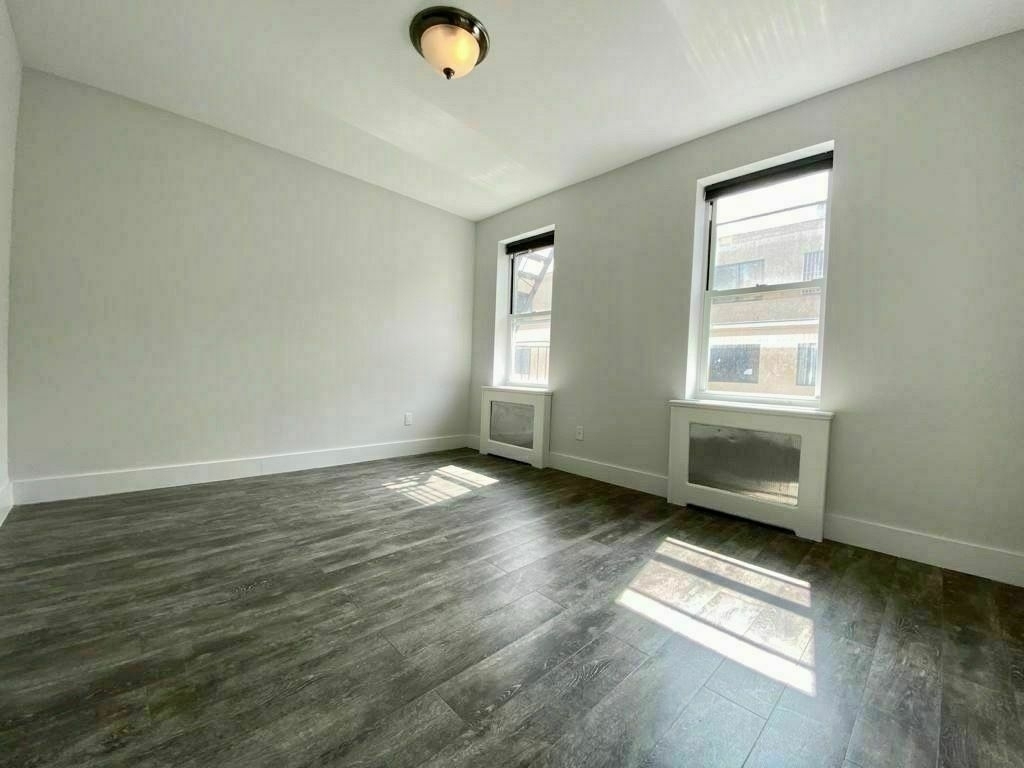 560 Lefferts Avenue - Photo 7