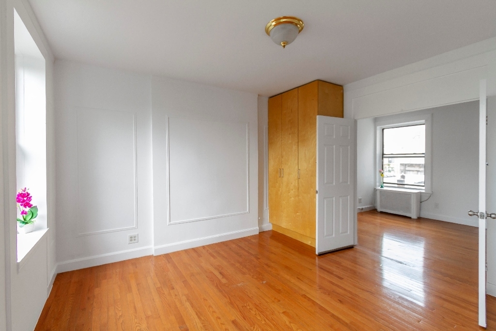 30-40 Steinway Street - Photo 3