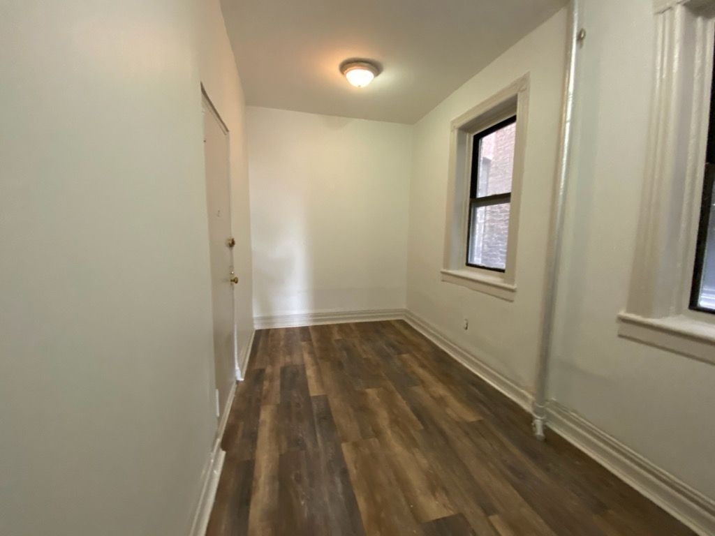 61 east 3rd St Apt 18 - Photo 2