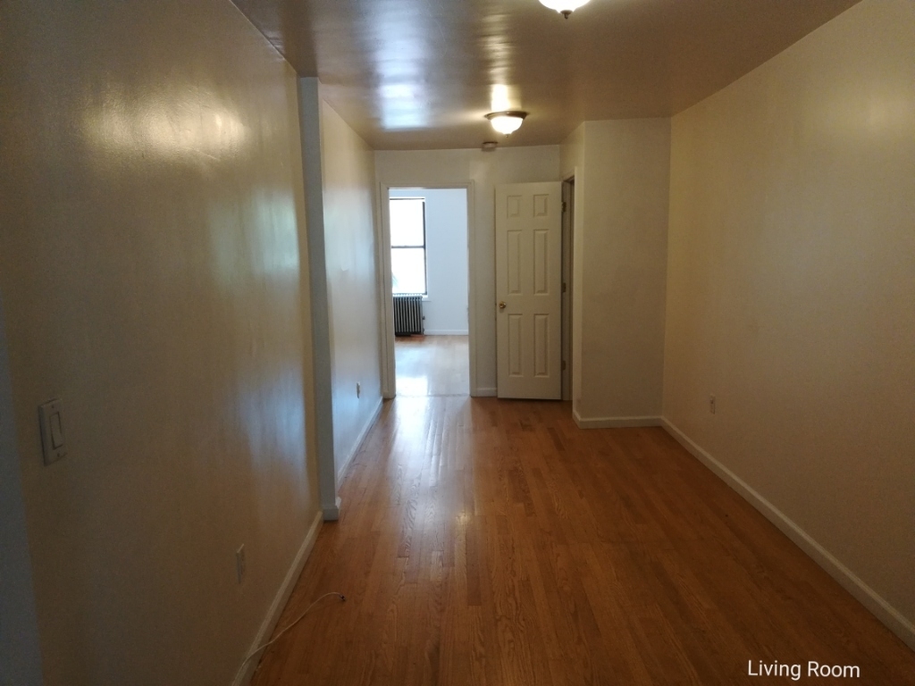 418 East 14th Street - Photo 2