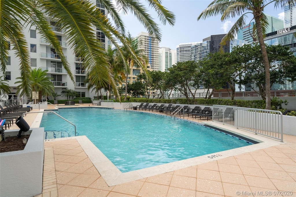 1050 Brickell Ave - Photo 13