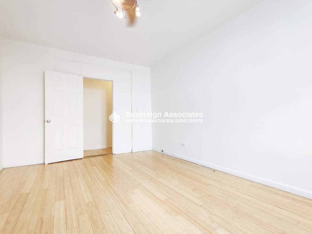 676 Riverside Drive - Photo 12