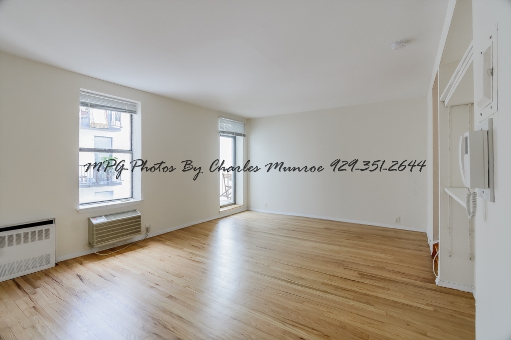 201 East 12th Street - Photo 1