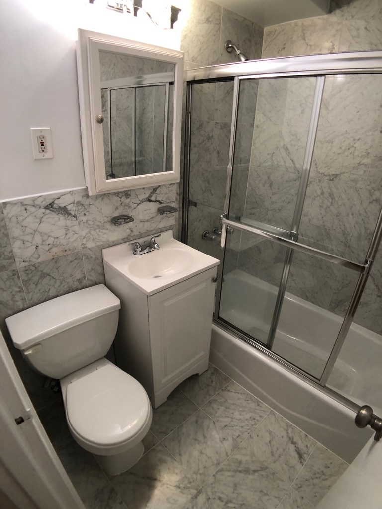 229 East 80th Street - Photo 4