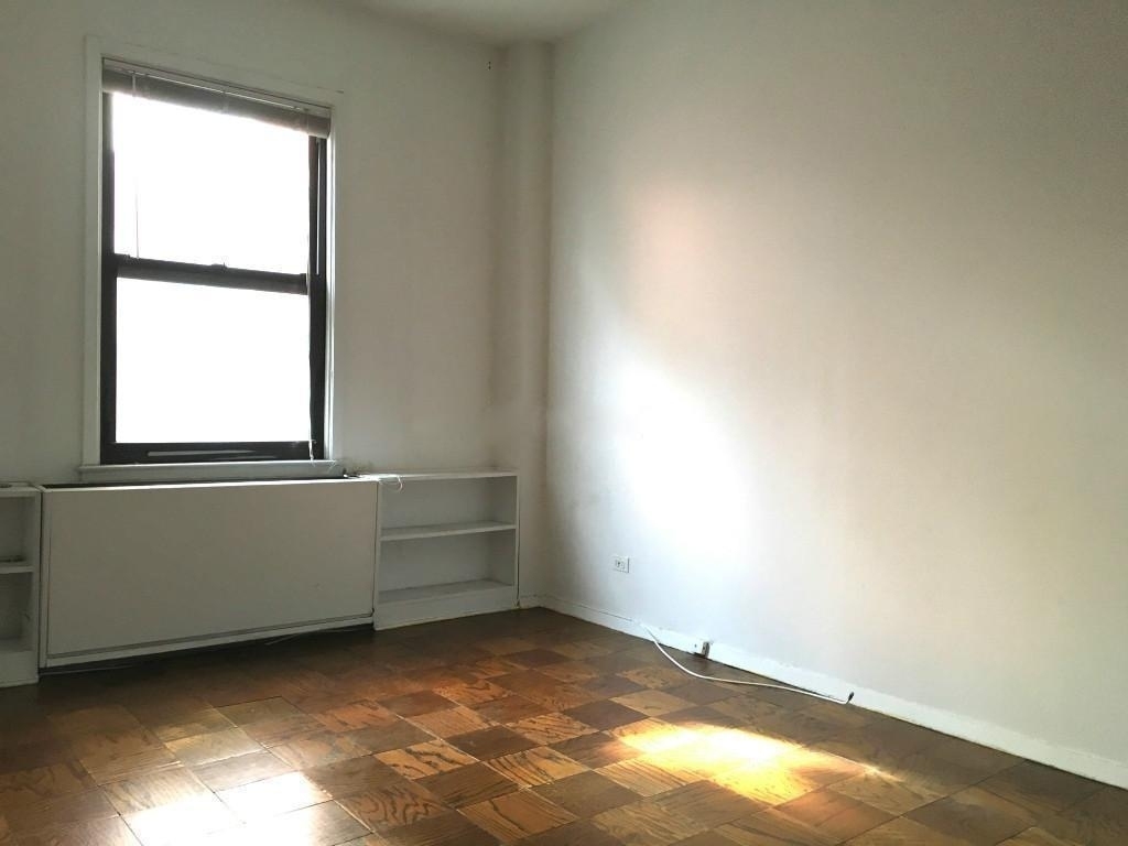 235 West 22nd Street - Photo 1