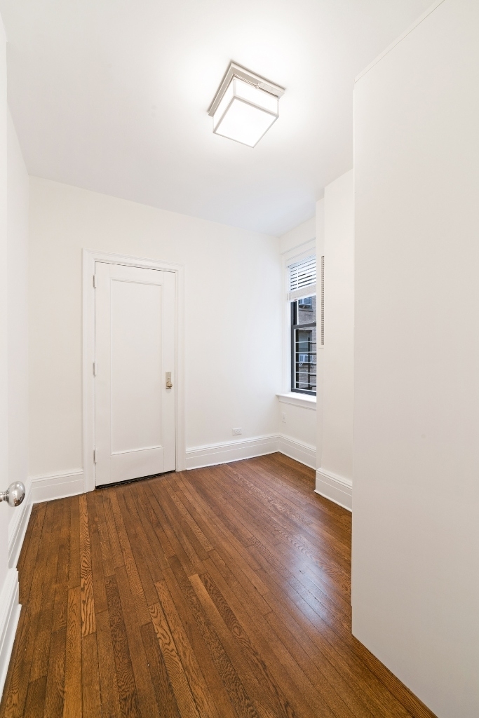  Park Ave #13-B Upper East Side - Photo 6