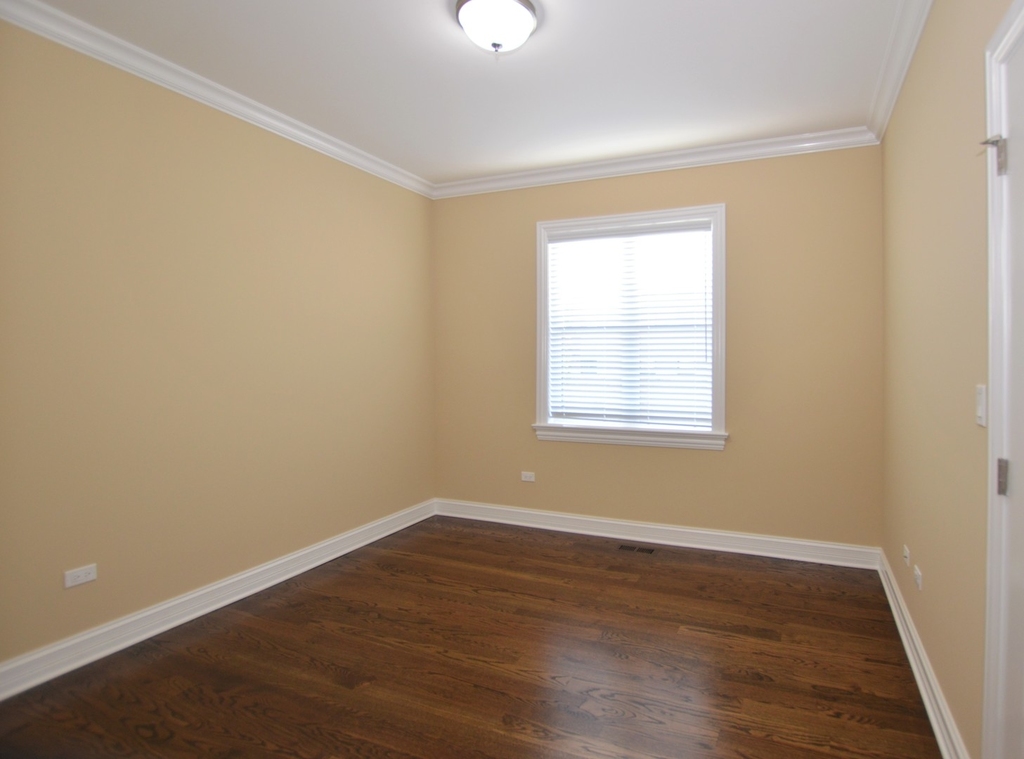 1324 West Grand Avenue - Photo 10