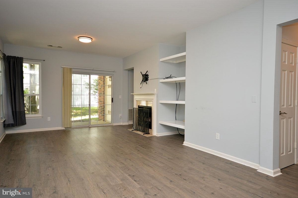 45050 Brae Terrace - Photo 7