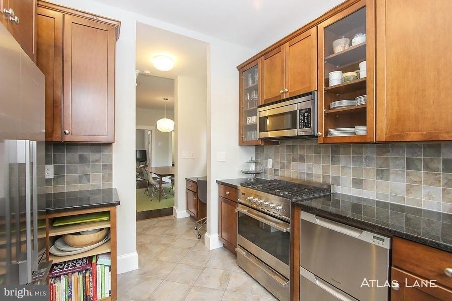 521 Harvard St Nw - Photo 10