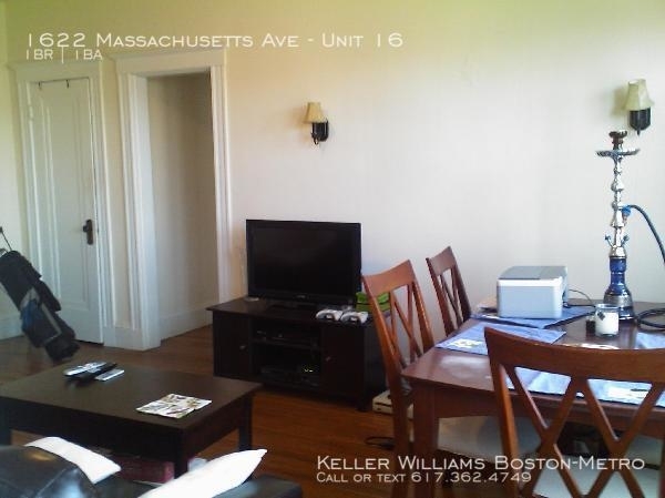 1622 Massachusetts Ave - Photo 2