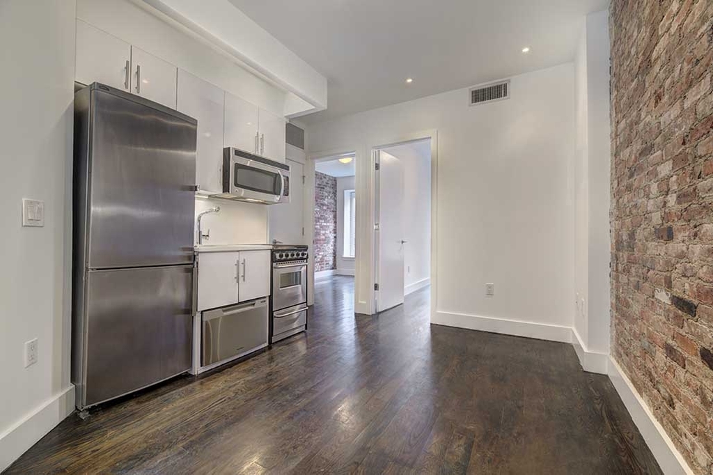 143 Ludlow Street - Photo 0