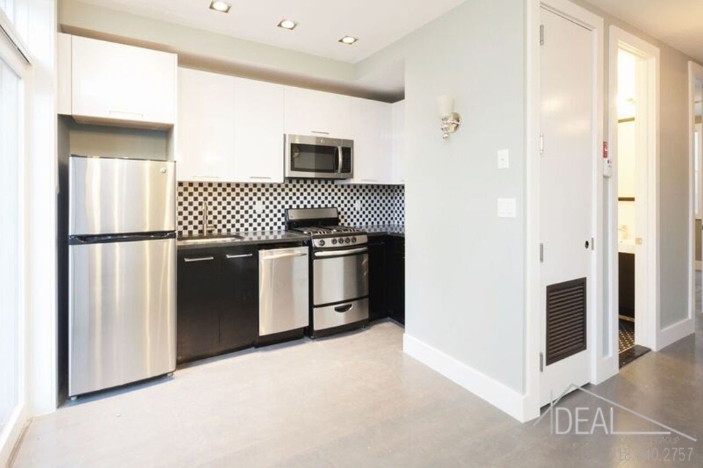 674 4th Avenue - Photo 2