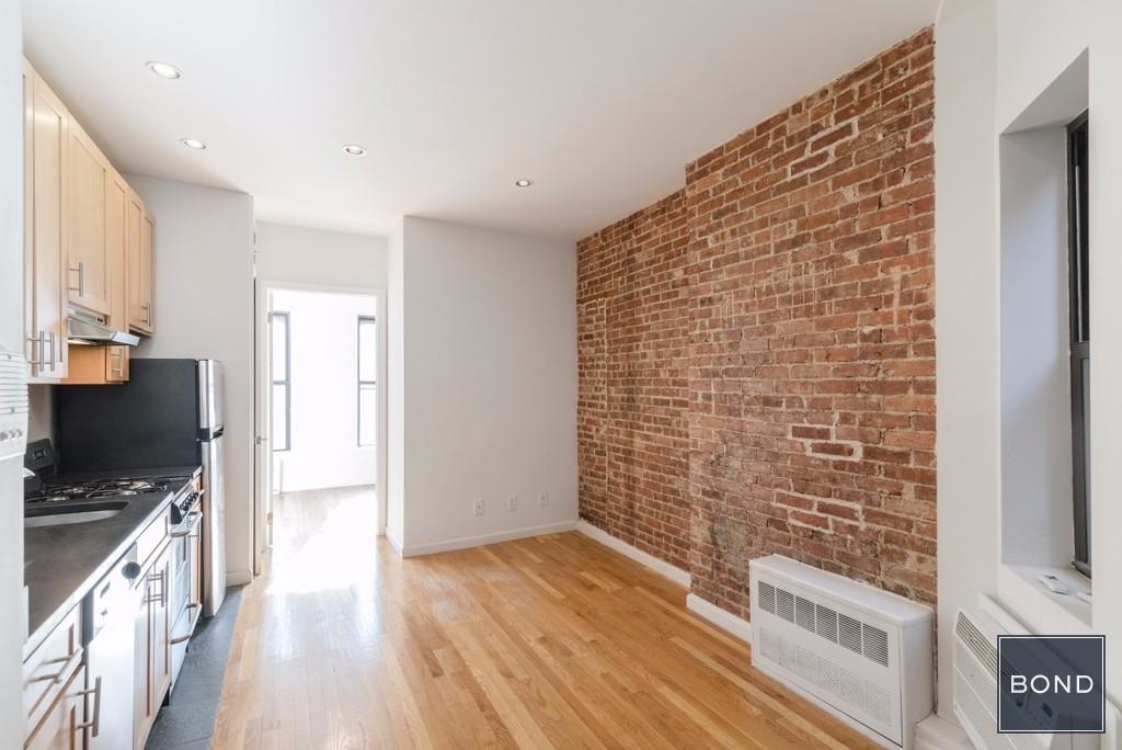 427 East 73 Street - Photo 2