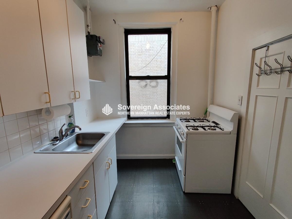 414 West 121st Street - Photo 3