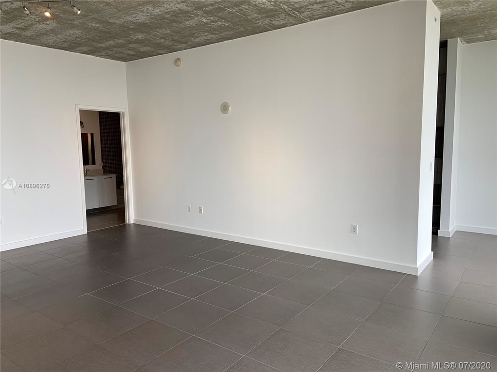 3470 E Coast Ave - Photo 31