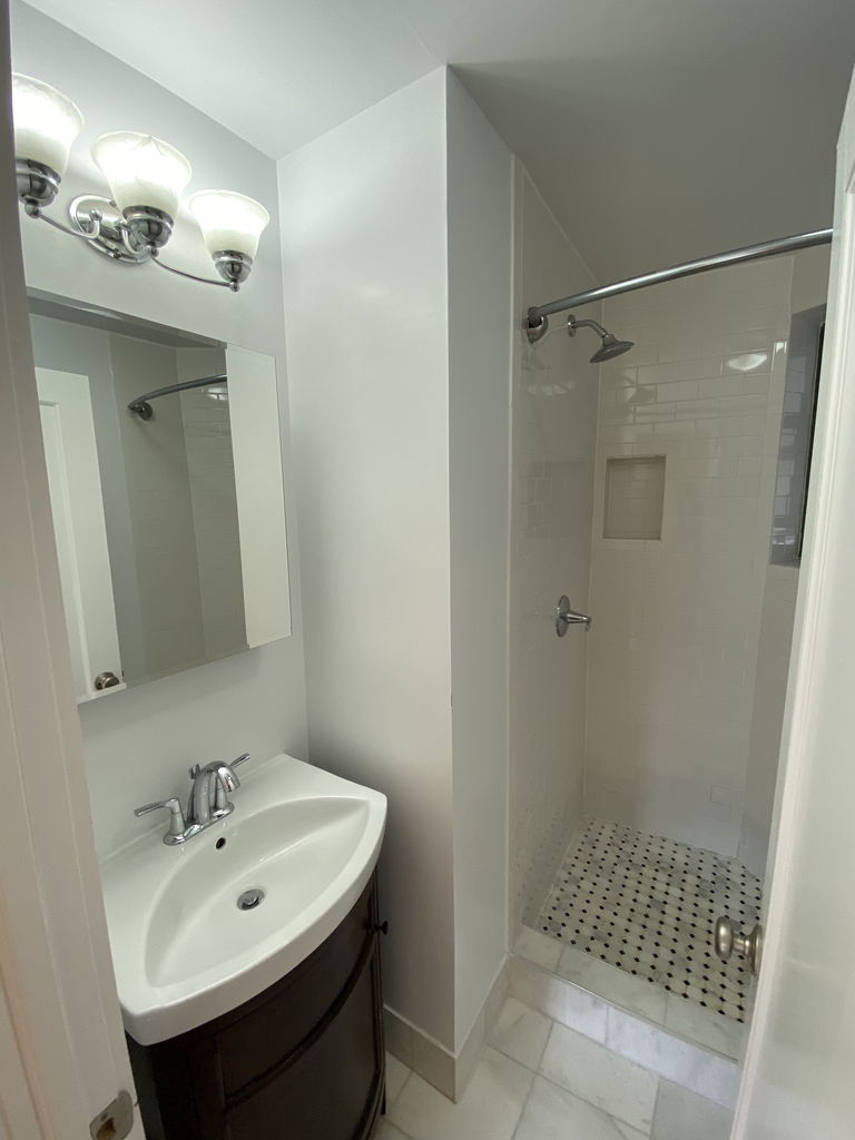 531 East 78 Street - Photo 7