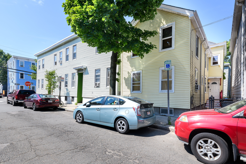 173 Otis St. - Photo 7