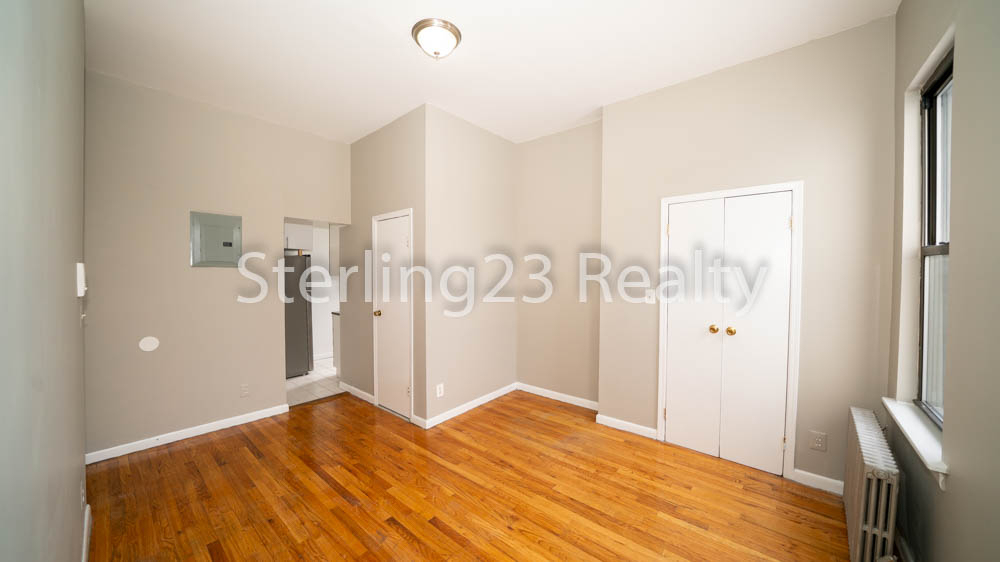 23-35 31st Street - Photo 6