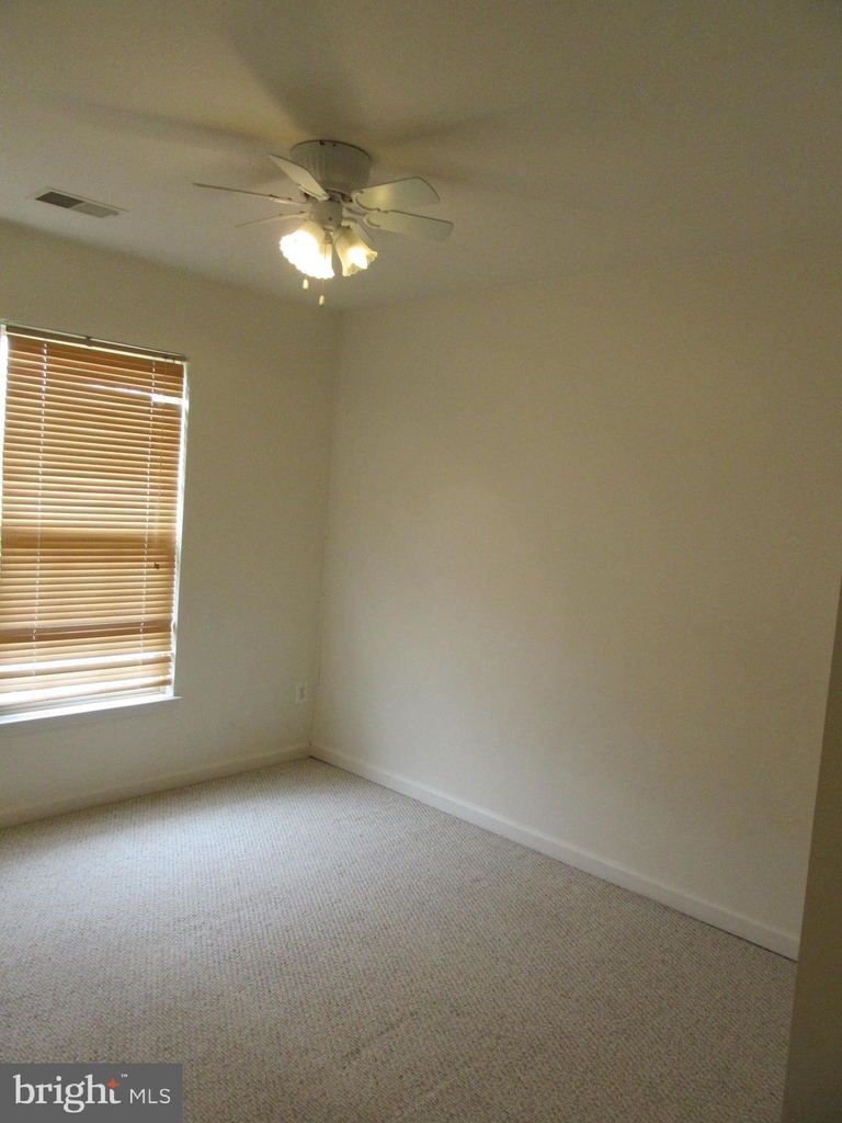 10345 Butternut Circle - Photo 21